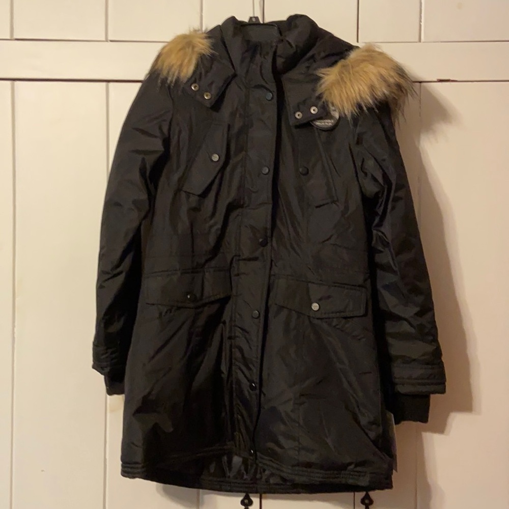 NWT Women’s Madden Girl jacket. Neck to bottom apprx 31”